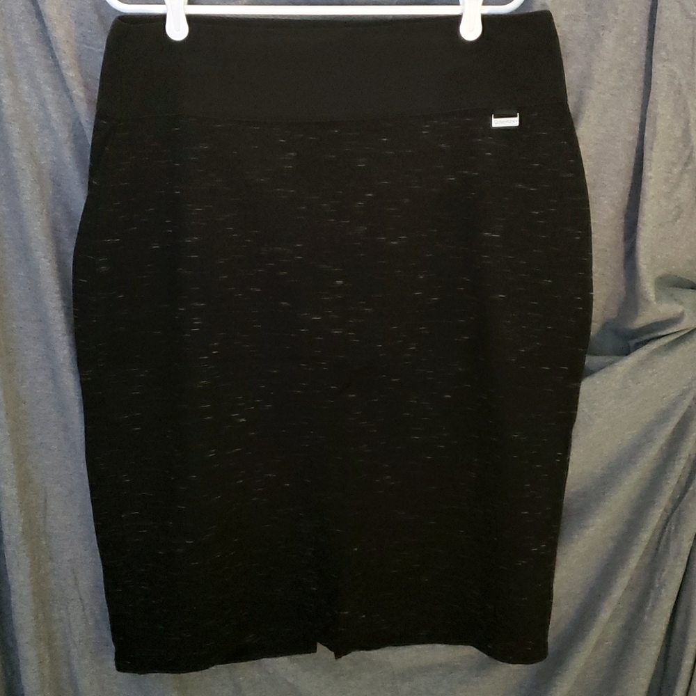 Calvin Klein stretch pencil skirt
